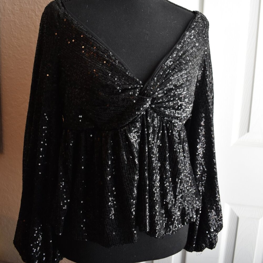 Sequin bubble sleeve top